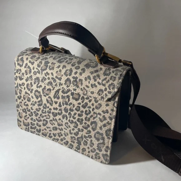 Betsey Johnson Leopard Print Crossbody Bag Cowboy Boot Charm New with Tag VIRAL - Picture 3 of 9